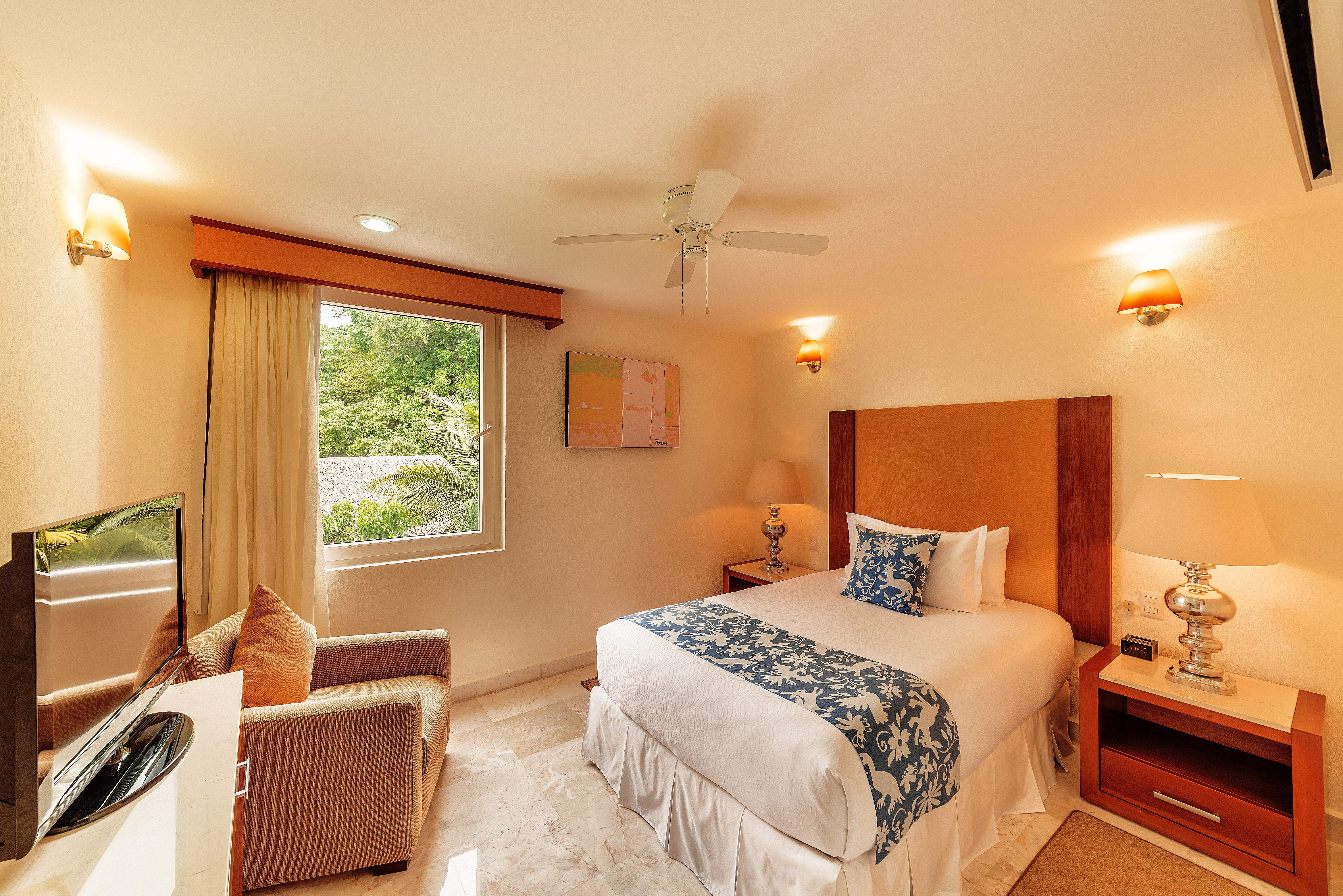 פוארטו ואלארטה Grand Miramar All Luxury Suites & Residences (Adults Only) מראה חיצוני תמונה