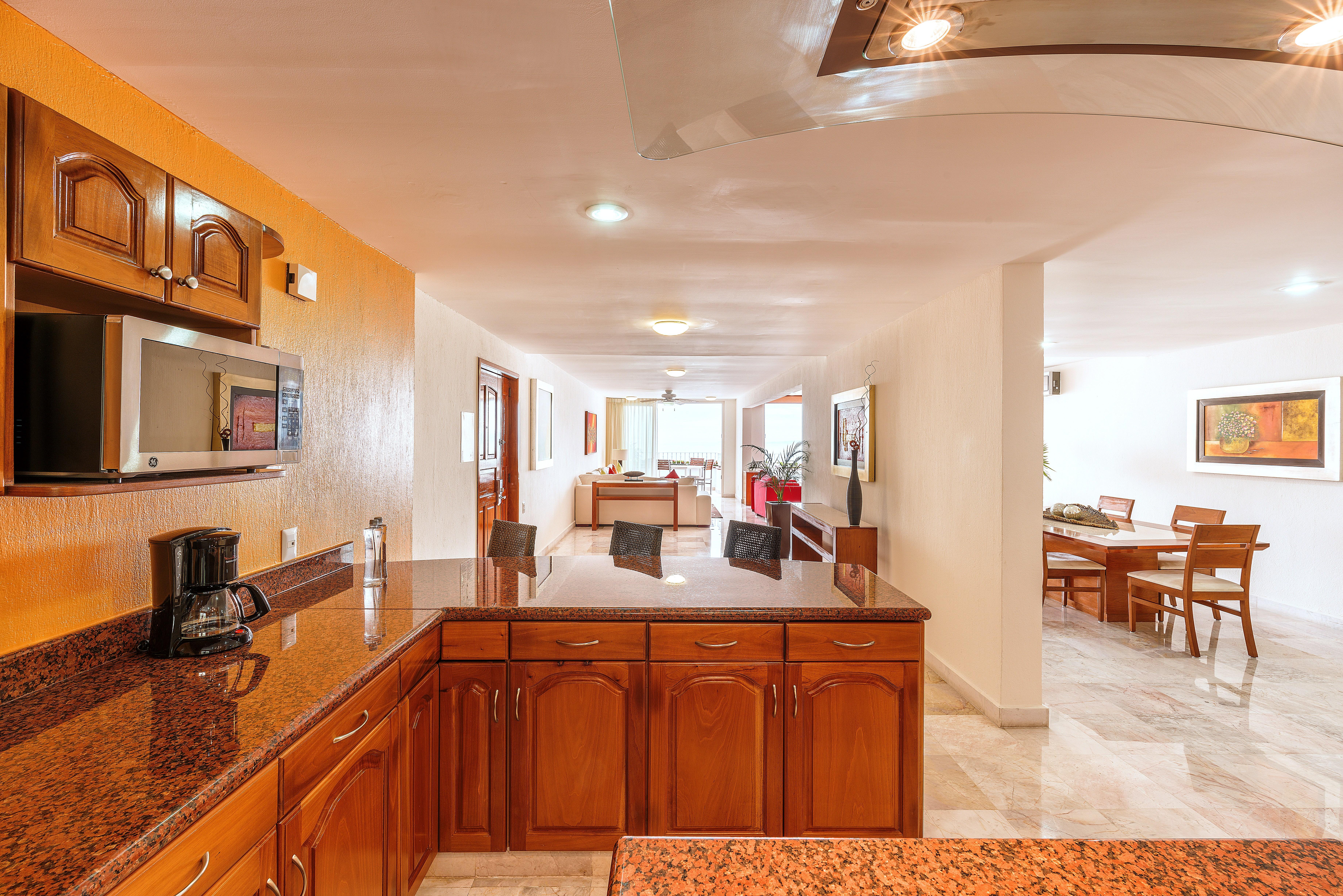 פוארטו ואלארטה Grand Miramar All Luxury Suites & Residences (Adults Only) מראה חיצוני תמונה