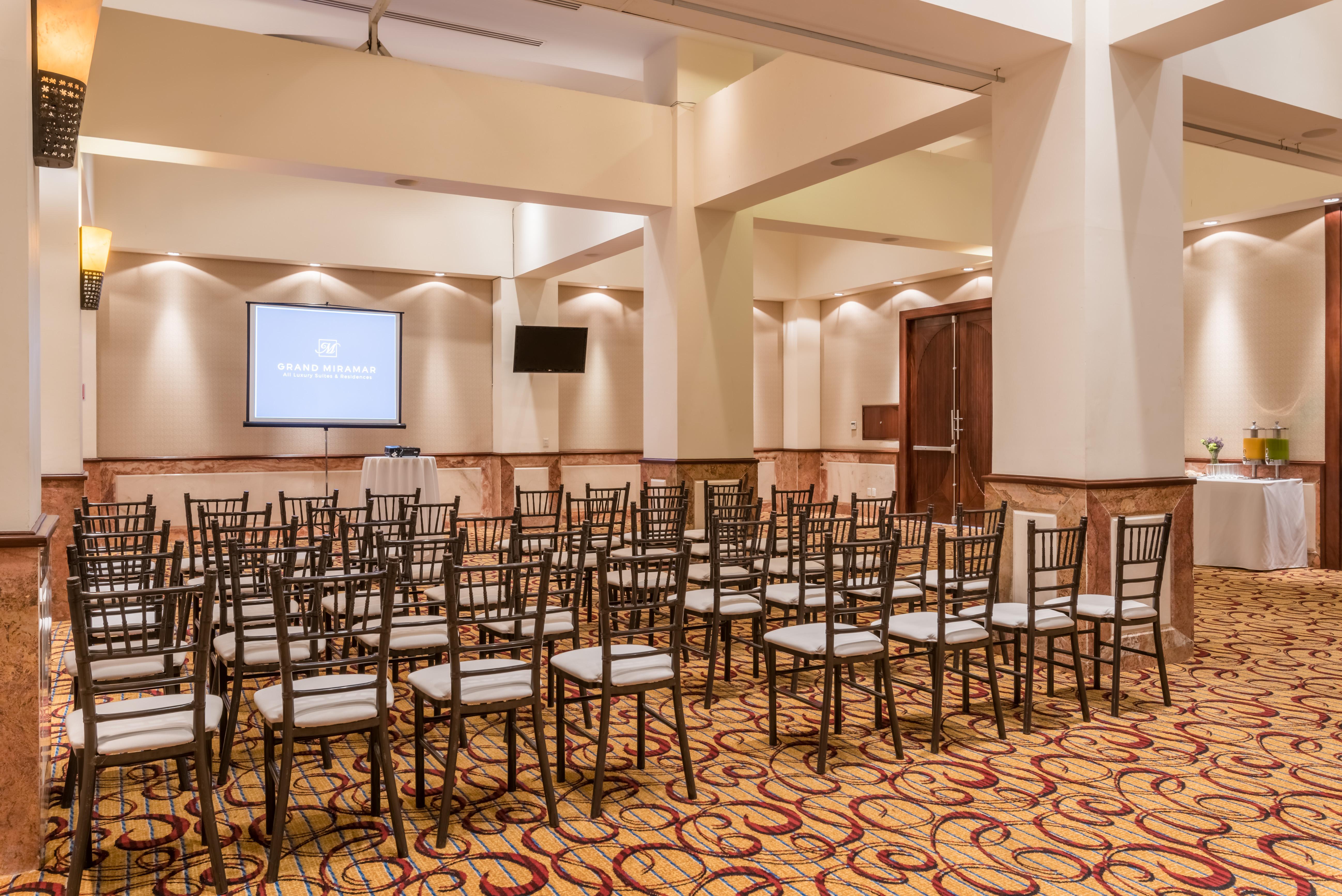 פוארטו ואלארטה Grand Miramar All Luxury Suites & Residences (Adults Only) מראה חיצוני תמונה